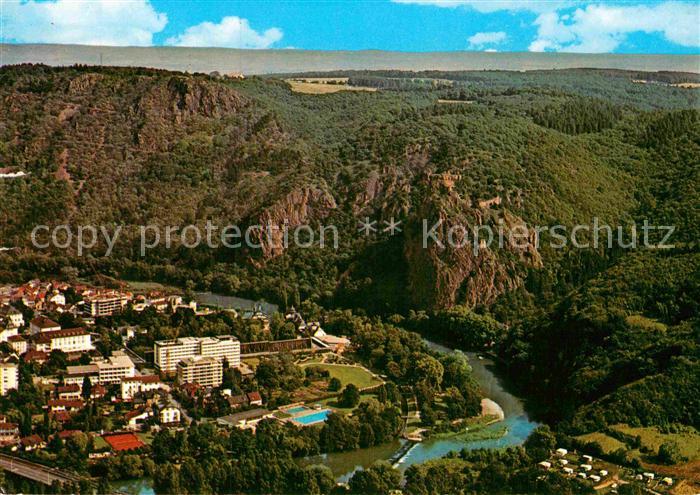 Bad Muenster Stein Ebernburg mit Rheingrafenstein an der Nahe Fliegeraufnahme