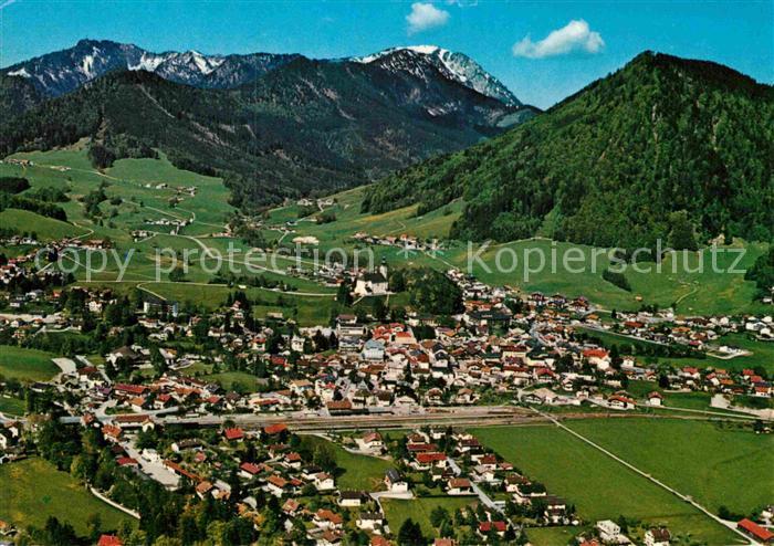 Ruhpolding Bayern Blick zum Hochfelln Chiemgauer Alpen Fliegeraufnahme