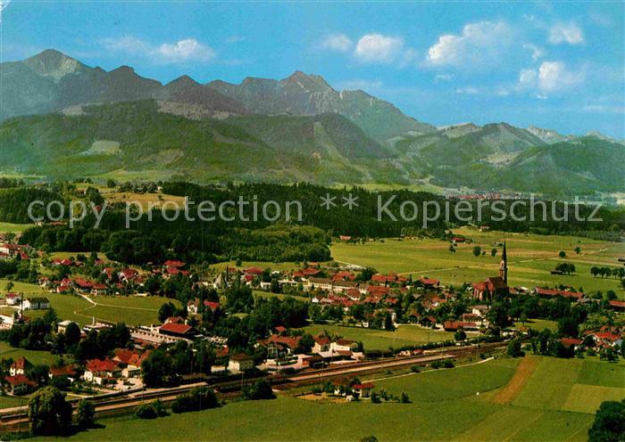 uebersee Fliegeraufnahme Chiemsee Kampenwand