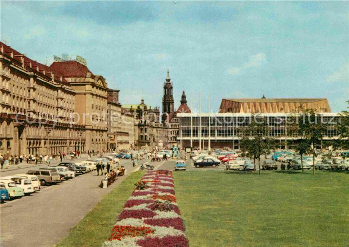 DRESDEN Elbe Altmarkt mit Kulturpalast