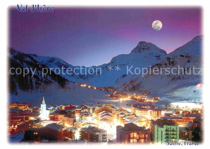 Val d Isere Gesamtansicht bei Vollmond
