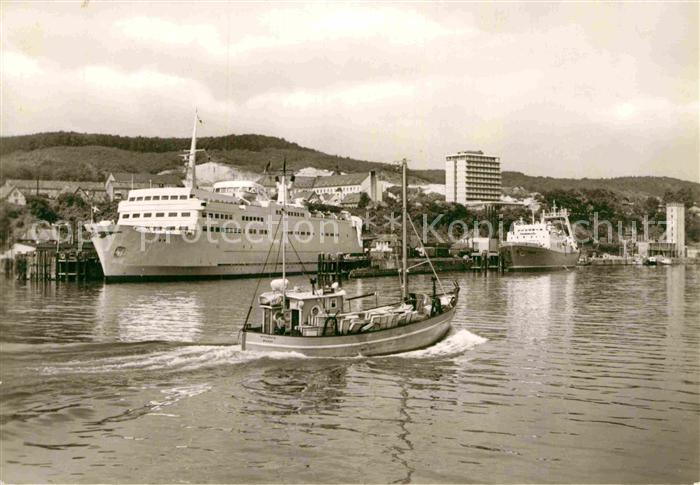 Sassnitz Ostseebad Ruegen Hafen