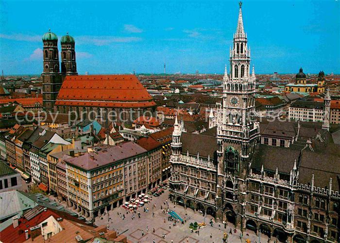 Muenchen Bayern mit Marienplatz Rathaus Dom ULB