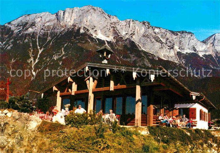 Paulshuette Berggaststaette auf der Kneifelspitze Berchtesgadener Alpen
