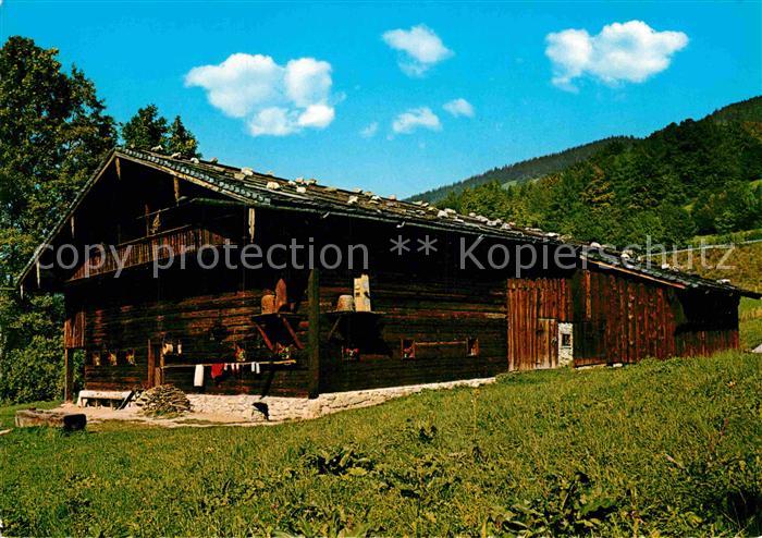 Mondsee Salzkammergut Freilichtmuseum Mondseer Rauchhaus Denkmal altbaeuerlicher
