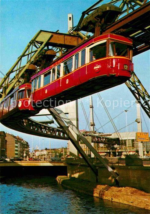 WUPPERTAL NRW Schwebebahn mit S-Bahnhof Alter Markt