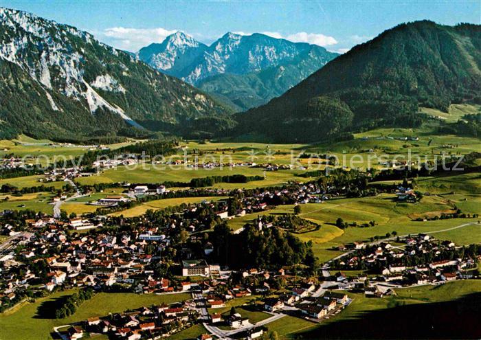 Ruhpolding Bayern mit Sonntagshorn Reifelberge und Unternberg Alpen Fliegeraufna