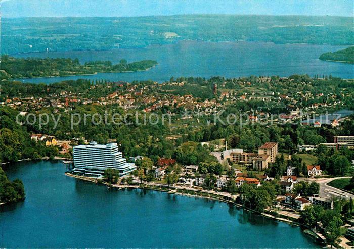 Malente-Gremsmuehlen Luftkurort mit Dieksee und Kellersee Seenlandschaft Holstei