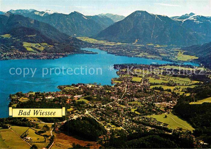 Bad Wiessee mit Wallberg Mangfallgebirge Fliegeraufnahme