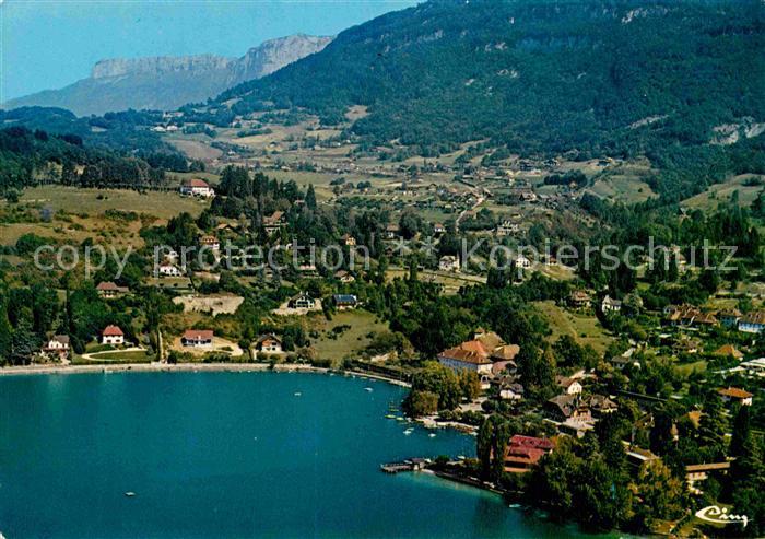 Talloires La baie au fond le Parmelan vue aerienne