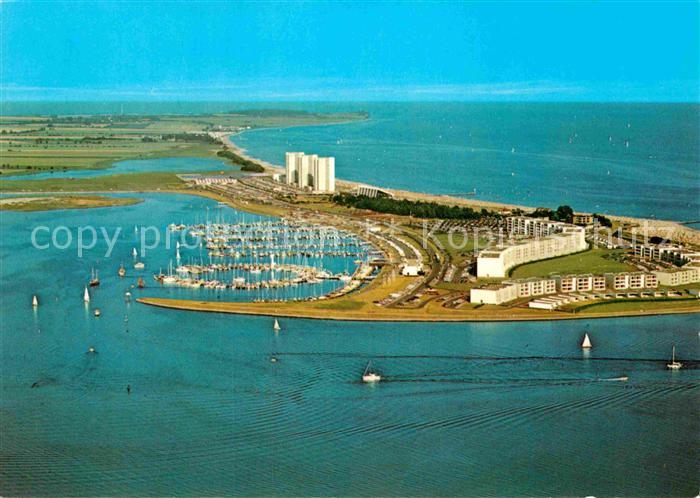 Burgtiefe Hafen Hotels Ostseeinsel Fliegeraufnahme