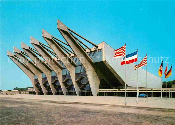 BREMEN  CITY Stadthalle Fahnen