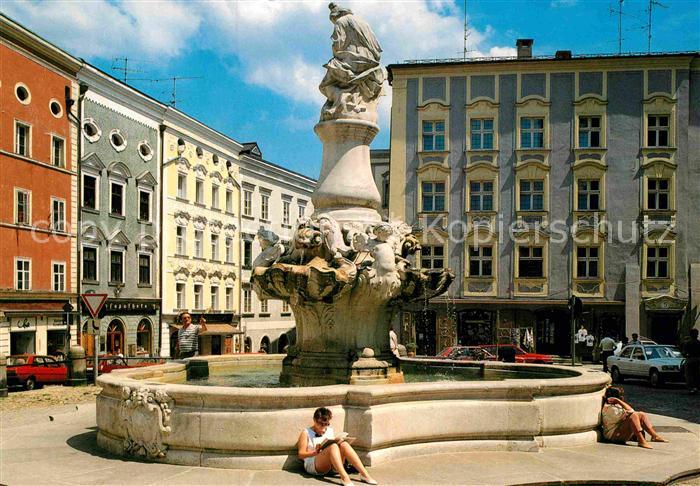 PAssAU Bayern Residenzplatz mit Marienbrunnen