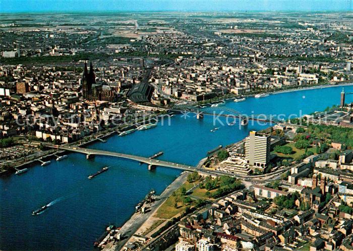 Koeln Rhein Fliegeraufnahme Rheinpartie