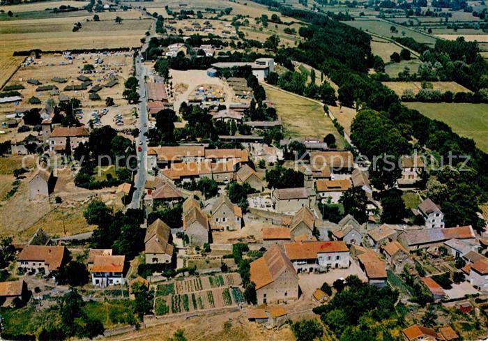 Taize Saone-et-Loire Fliegeraufnahme Village eglise romane
