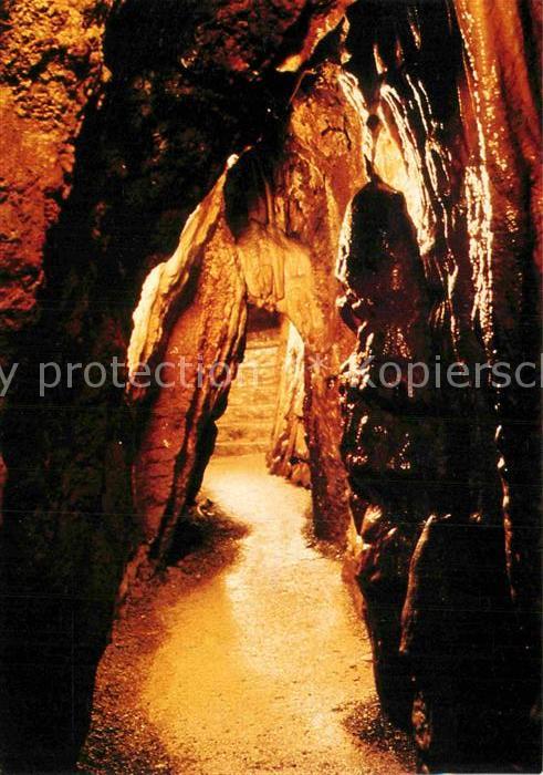 Hoehlen Caves Grottes Warstein Bilsteinhöhlen Tropfsteinsäule