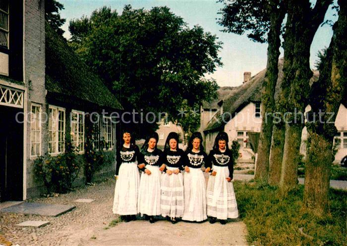 Trachten Friesland Friesinnen