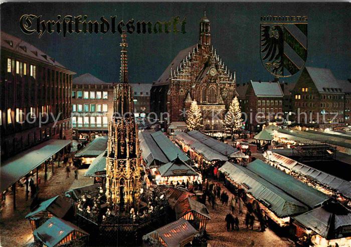 NueRNBERG  CITY Schoener Brunnen und Frauenkirche am Hauptmarkt Christkindlesma