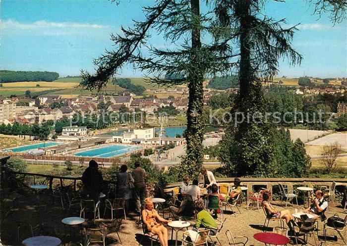 Valkenburg Suedholland Panorama vanaf rotspark met zicht op ontspanningsoord De