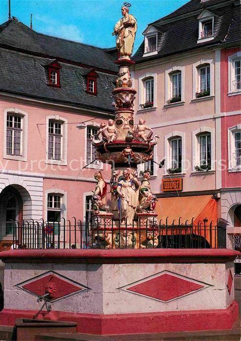 Trier Petrusbrunnen am Hauptmarkt