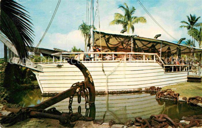 Lahaina Beach Hotel Ship Wreck Bar