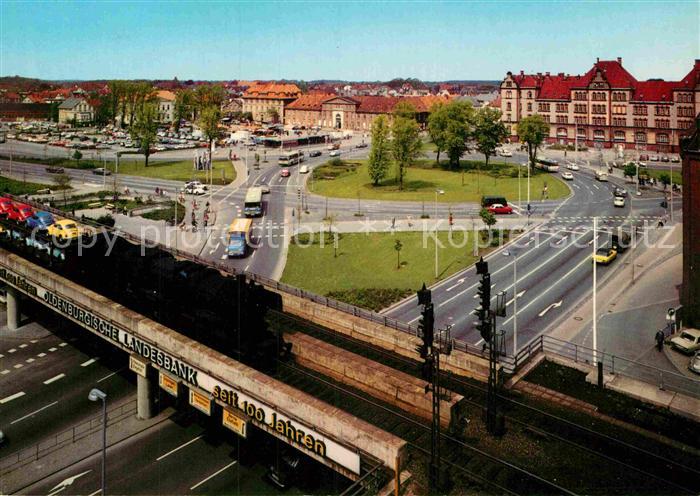 Oldenburg Niedersachsen Eisenbahnbruecke mit Pferdemarkt