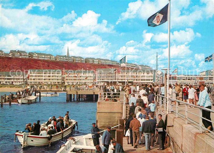 Helgoland Ausbootung an der Landungsbruecke