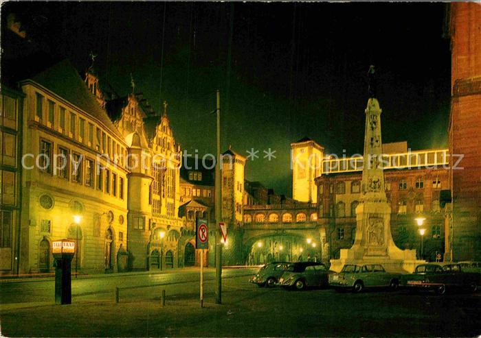Frankfurt Main Pauslplatz Rathaus bei Nacht