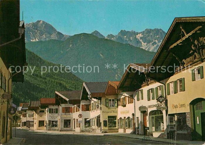 Mittenwald Bayern Obermarkt mit Tiroler Berge