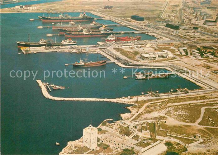 Marseille Bouches-du-Rhone Les bassins de Lavera Caronte Vue aerienne