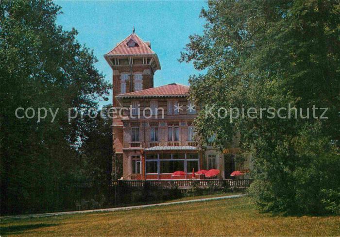 Isle sur Sorgue AVVR domaine de Mousquety Parc et chateau