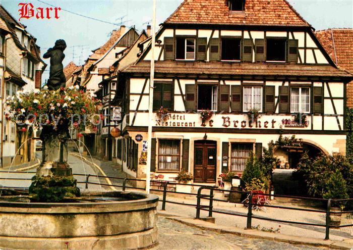 Barr Bas-Rhin Altstadt Brunnen