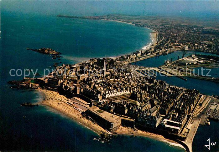 Saint-Malo 35 Fliegeraufnahme mit Hafen