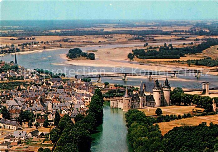 Sully-sur-Loire Fliegeraufnahme Chàteau Bruecke