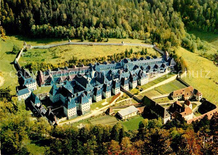 Monastere Le Fliegeraufnahme Schloss