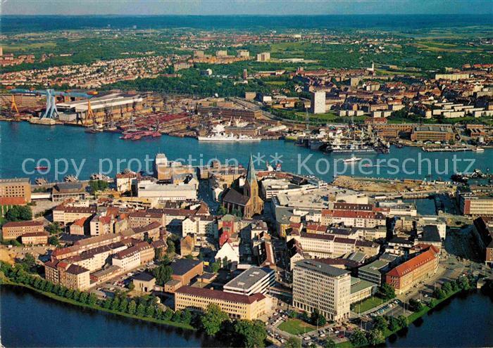 KIEL CITY Fliegeraufnahme Innenstadt Werften Ostufer