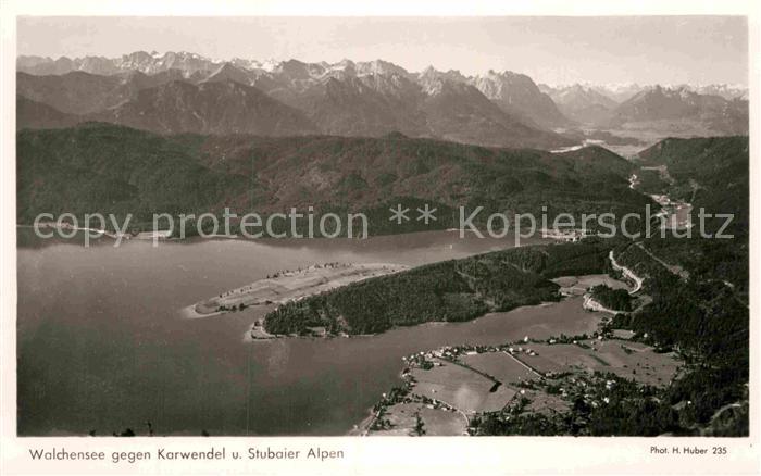 Walchensee gegen Karwendel und Stubaier Alpen Fliegeraufnahme