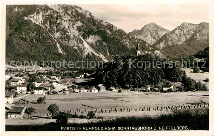 Ruhpolding Panorama gegen Sonntagshorn und Reiffelberg Chiemgauer Alpen