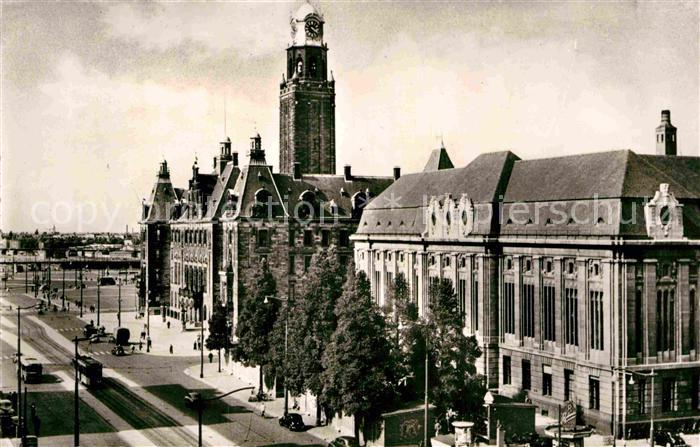 Rotterdam Coolsingel Boulevard met Stadhuis en postkantoor