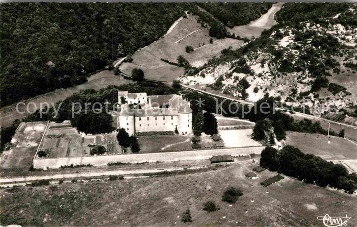 Cruzille Chateau vue aerienne