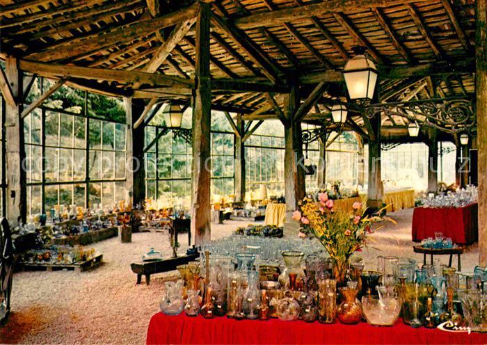 Verreries-de-Moussans Verkaufshalle