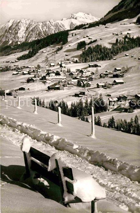 Riezlern Kleinwalsertal Vorarlberg Winterpanorama mit Blick zum Nebelhorn Allgae