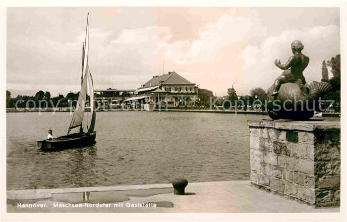 HANNOVER  CITY Maschsee Nordufer mit Gaststaette Segelboot Skulptur