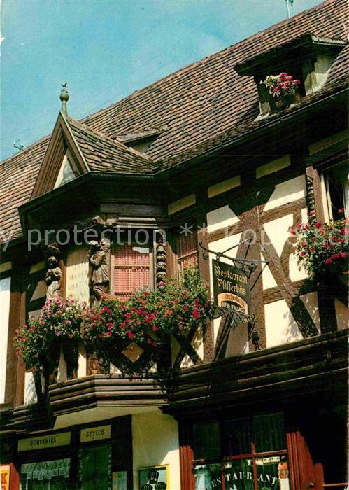 Ribeauville Haut Rhin Elsass Pfifferhues Maison des Menetriers Pfeiferhaus Erker