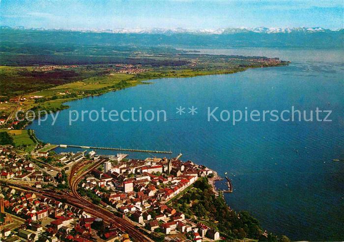 Friedrichshafen Bodensee mit Alpen Fliegeraufnahme