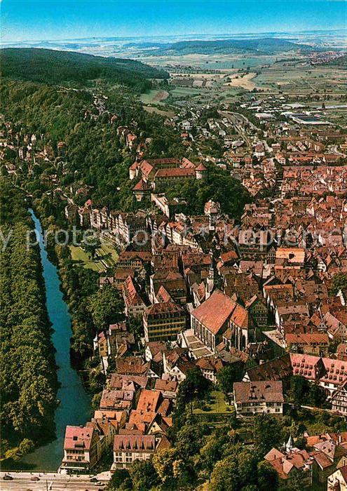 Tuebingen Blick von Osten auf die Innenstadt Schlossberg Ammertal Fliegeraufnahm