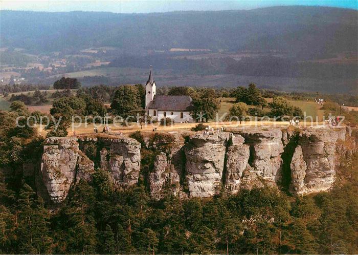Staffelberg Felsenkrone mit Adelgundis Kapelle Kulturdenkmal Hoehensiedlung Flie