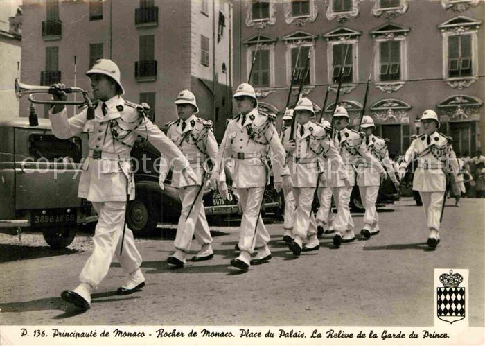 Leibgarde Wache Principaute de Monaco Place du Palais R