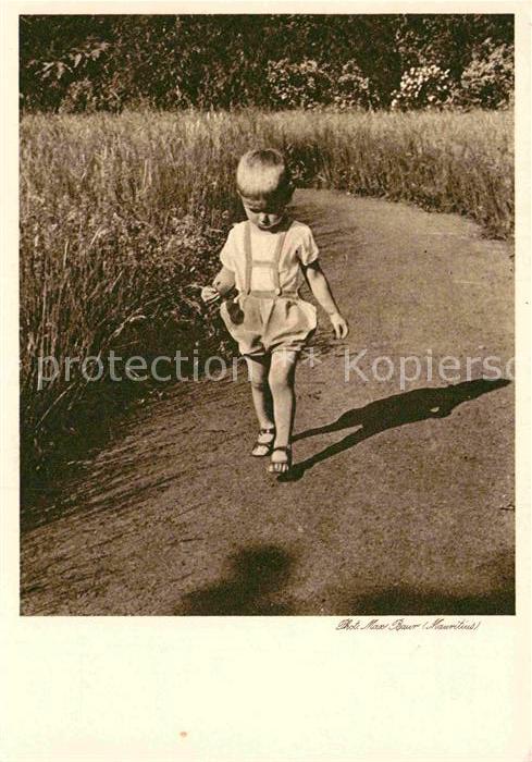 Kinder Child Enfants Foto Max Baur Deutsche Frauenwerk Reichsmuetterdienst