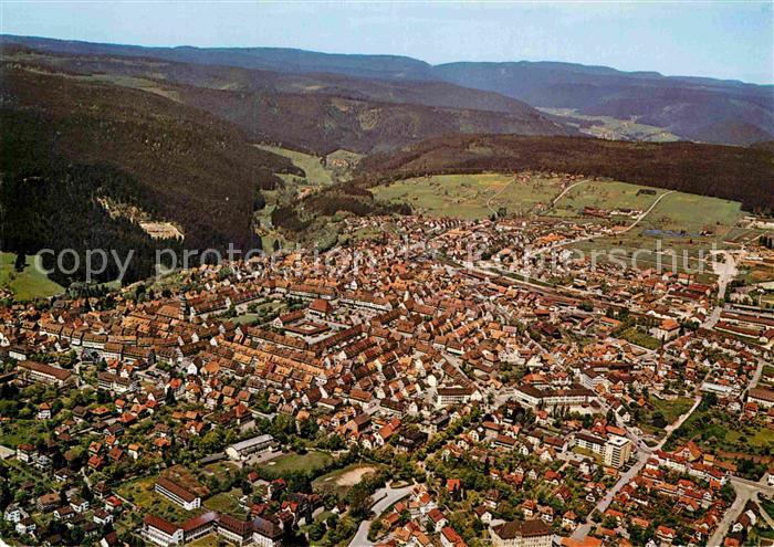 FREUDENSTADT BW Hoehenluftkurort Wintersportplatz Schwarzwald Fliegeraufnahme